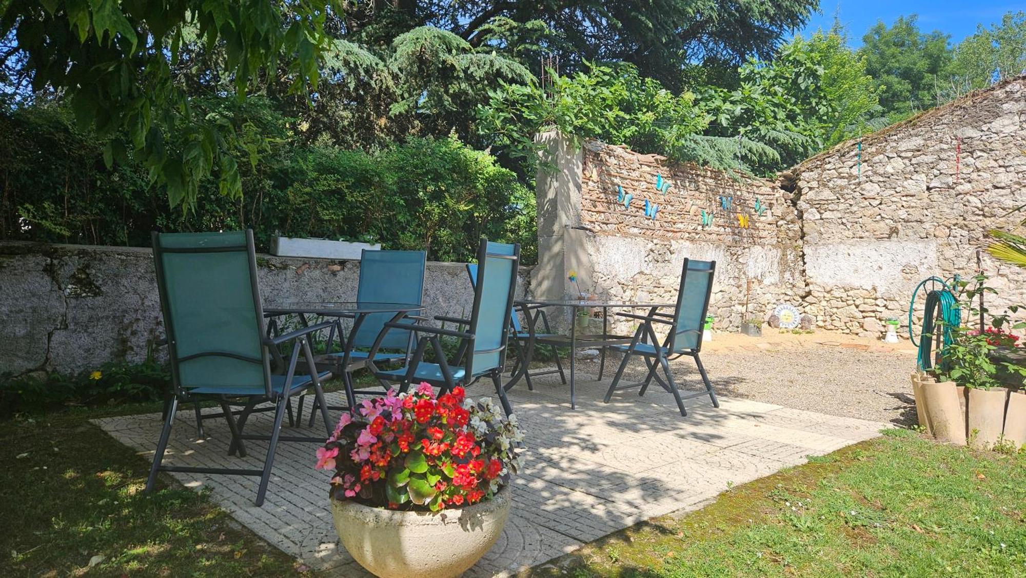 Chambres Et Gites Les Deux Chenes Pres De Bergerac Le Fleix Zewnętrze zdjęcie