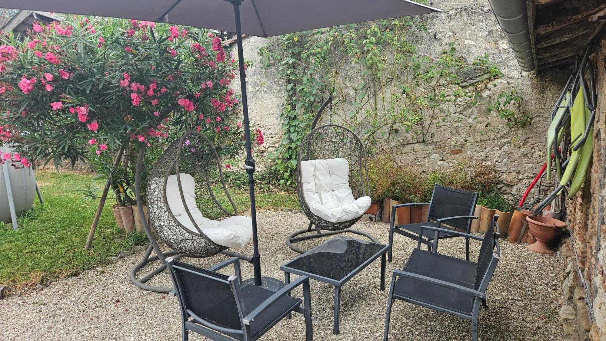 Chambres Et Gites Les Deux Chenes Pres De Bergerac Le Fleix Zewnętrze zdjęcie